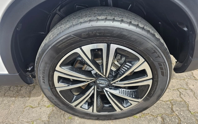 imagem-https://www.socarrao.com.br/sc-vehicle-images-prod/4402809/1792679606452-n2GEod6CawquIVijN1Z6TMJUiLo3IJ4P.jpg