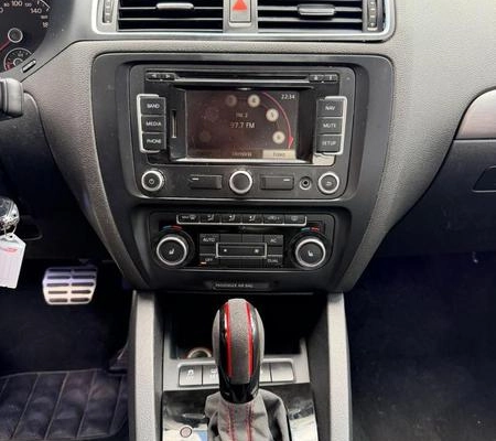 imagem-https://www.socarrao.com.br/sc-vehicle-images-prod/4402820/1792518540992-8588564_13_B_74f97dacea.jpeg