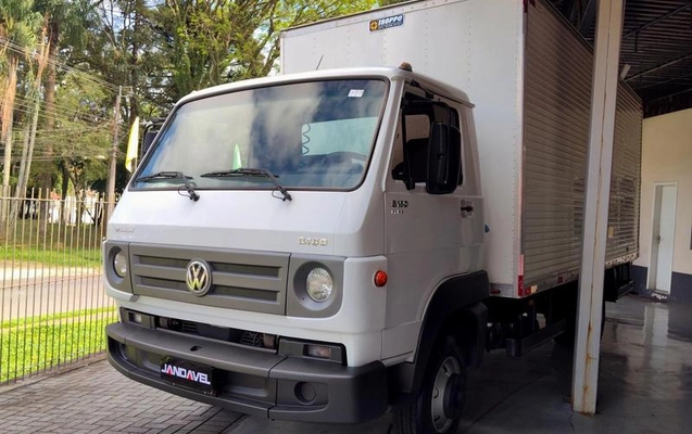 imagem-https://www.socarrao.com.br/sc-vehicle-images-prod/4402832/1792587912980-8588543_8_B_8e3f799162.jpeg