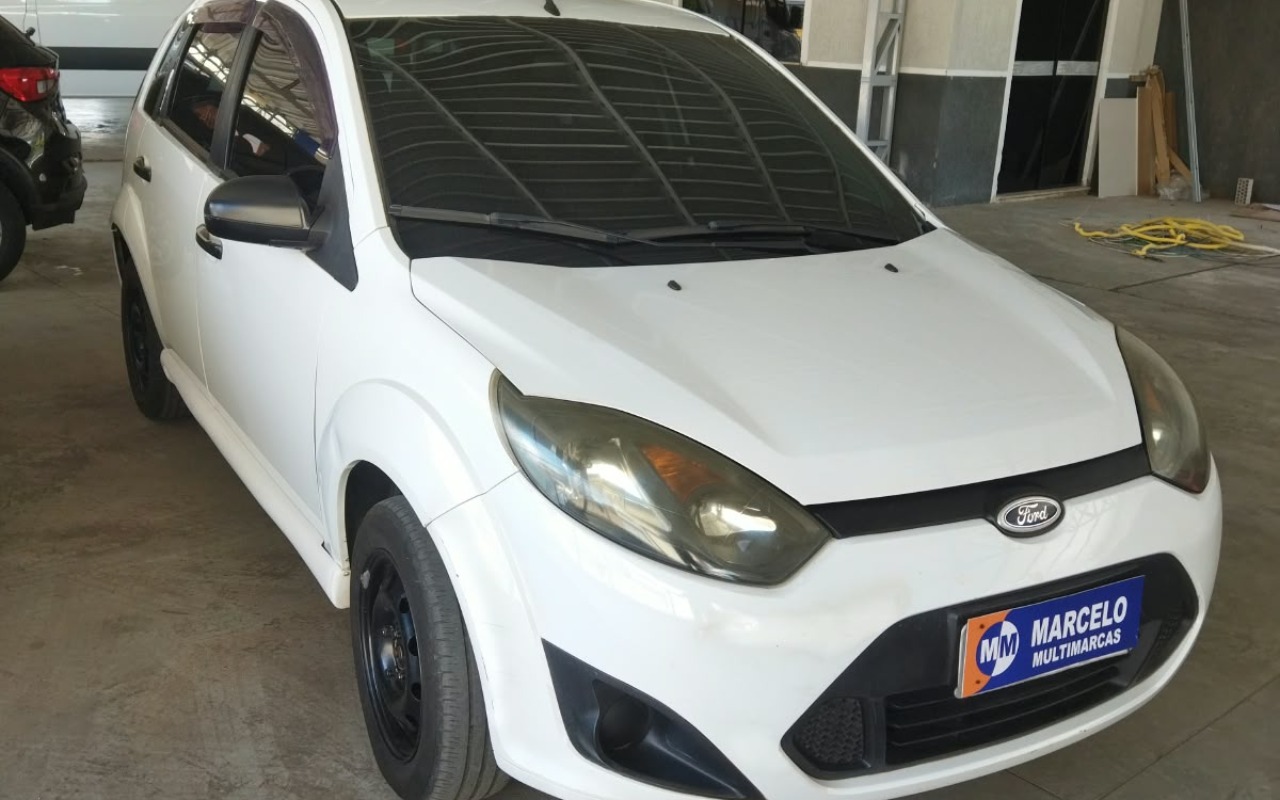 Ford Fiesta 2012 Branco — foto 1 de 3