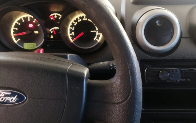 imagem-https://www.socarrao.com.br/sc-vehicle-images-prod/4402855/1792518545796-MzEyZWMxMjktZTZiZS00NzJlLWE5ODItZDcxZjM3YWMxYzllLmpwZw.jpg