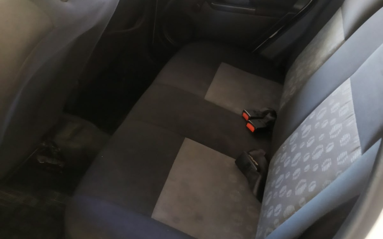 imagem-https://www.socarrao.com.br/sc-vehicle-images-prod/4402855/1792518545860-OTE2NDJlMjEtMWM0YS00MThkLTgzZTEtNDkwMGU2MDQ2N2JiLmpwZw.jpg