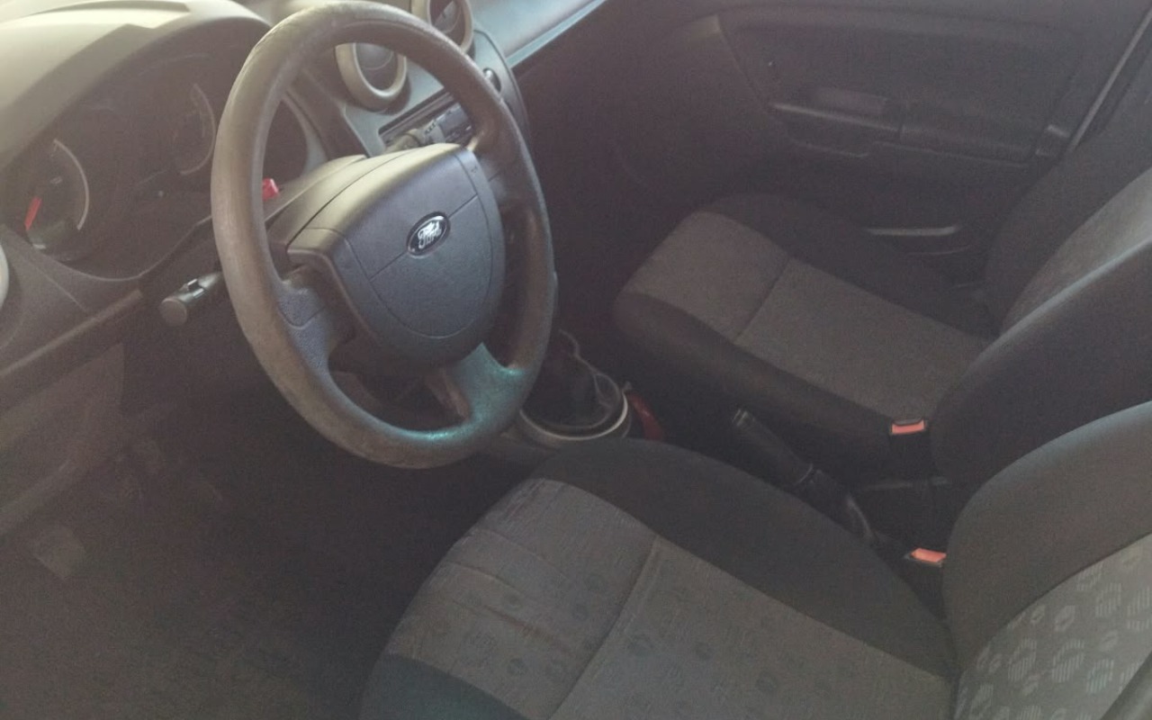 imagem-https://www.socarrao.com.br/sc-vehicle-images-prod/4402855/1792518546476-ZWZkNzNlMGQtMDVjMC00NTY0LTgzMWQtNmJkODcyMDRlOWIzLmpwZw.jpg
