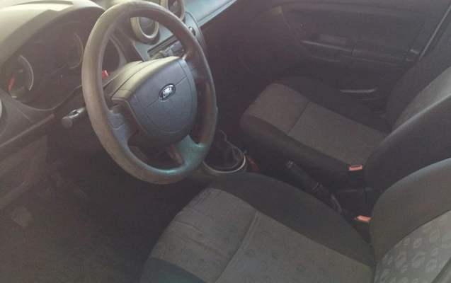 imagem-https://www.socarrao.com.br/sc-vehicle-images-prod/4402855/1792518546476-ZWZkNzNlMGQtMDVjMC00NTY0LTgzMWQtNmJkODcyMDRlOWIzLmpwZw.jpg