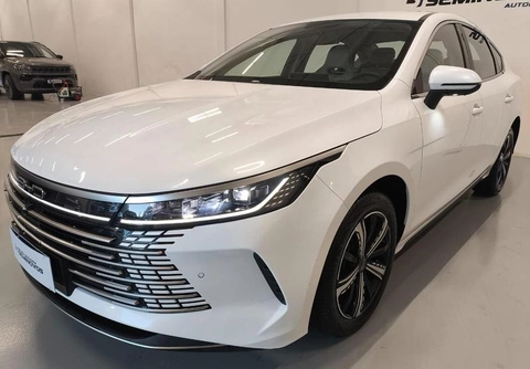 Byd King 2025 Branco — foto 1 de 3