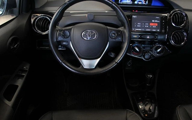 imagem-https://www.socarrao.com.br/sc-vehicle-images-prod/4402859/1792518568003-8584294_3_B_6bc2269686.jpeg