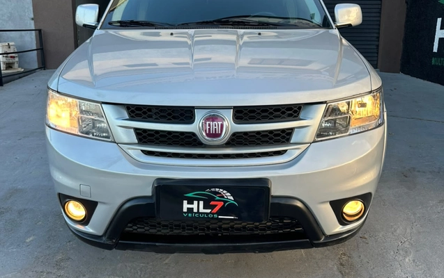 imagem-https://www.socarrao.com.br/sc-vehicle-images-prod/4402881/1792599781036-V2hhdHNBcHAgSW1hZ2UgMjAyNi0xMC0yMCBhdCAxNy40OC41MC5qcGVn.jpeg