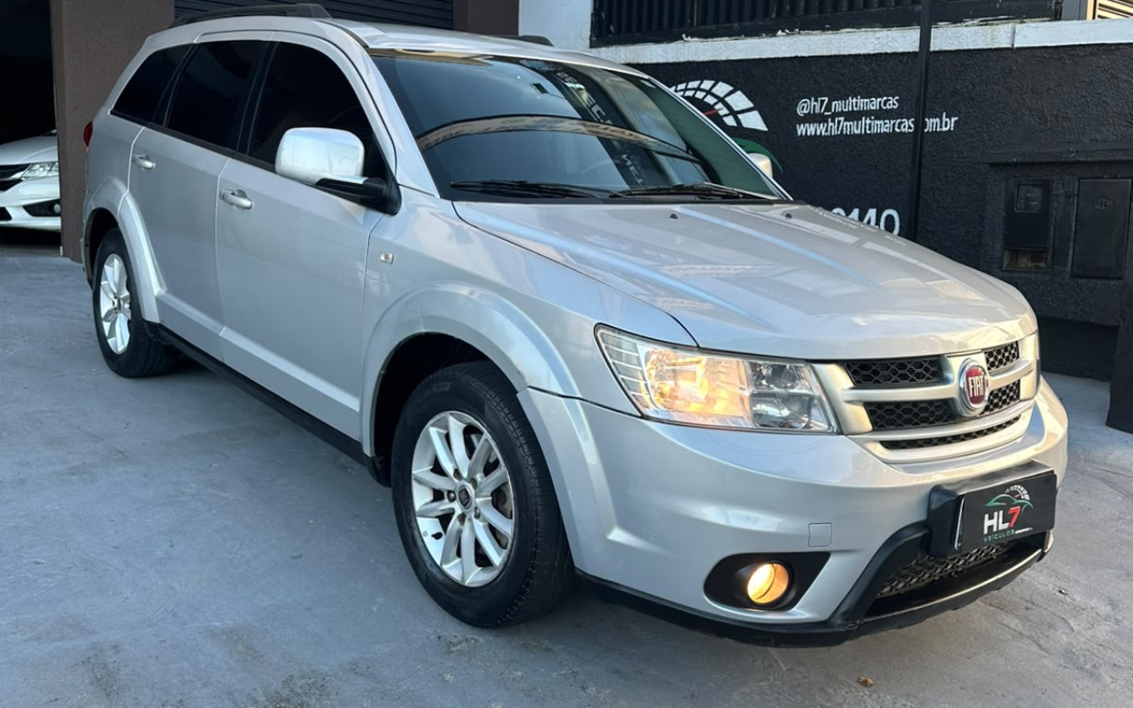imagem-https://www.socarrao.com.br/sc-vehicle-images-prod/4402881/1792599781415-V2hhdHNBcHAgSW1hZ2UgMjAyNi0xMC0yMCBhdCAxNy40OC41MCgxKS5qcGVn.jpeg