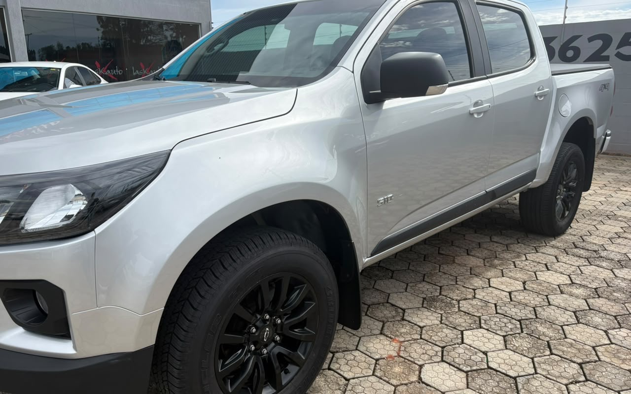 imagem-https://www.socarrao.com.br/sc-vehicle-images-prod/4402882/1792518756647-NjA0Yzk4OTItODIzNy00Zjk5LWFlYTEtYWViNWQ2ZWRiOGZmLmpwZWc.jpeg