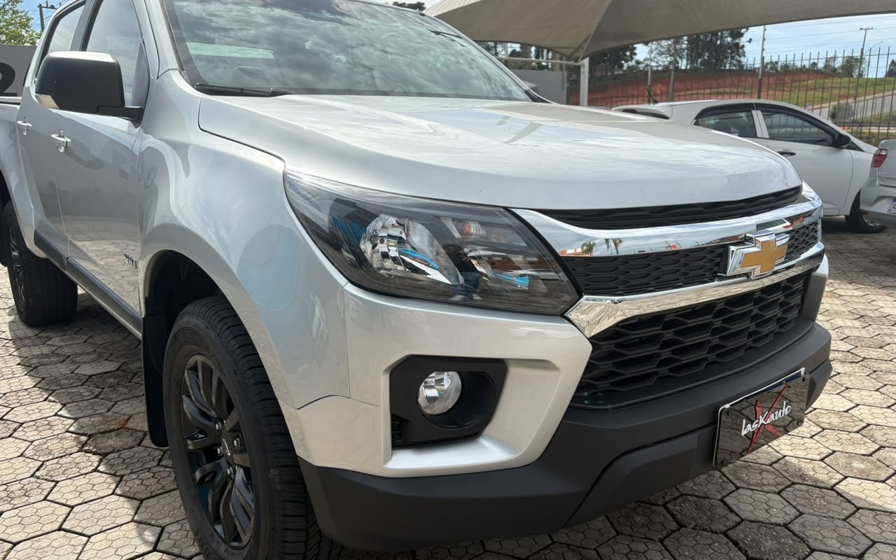 imagem-https://www.socarrao.com.br/sc-vehicle-images-prod/4402882/1792518756752-MDQ3YmQwNTgtMDJkMi00MmFiLWIwZDItODYyNDczODM5OTk3LmpwZWc.jpeg