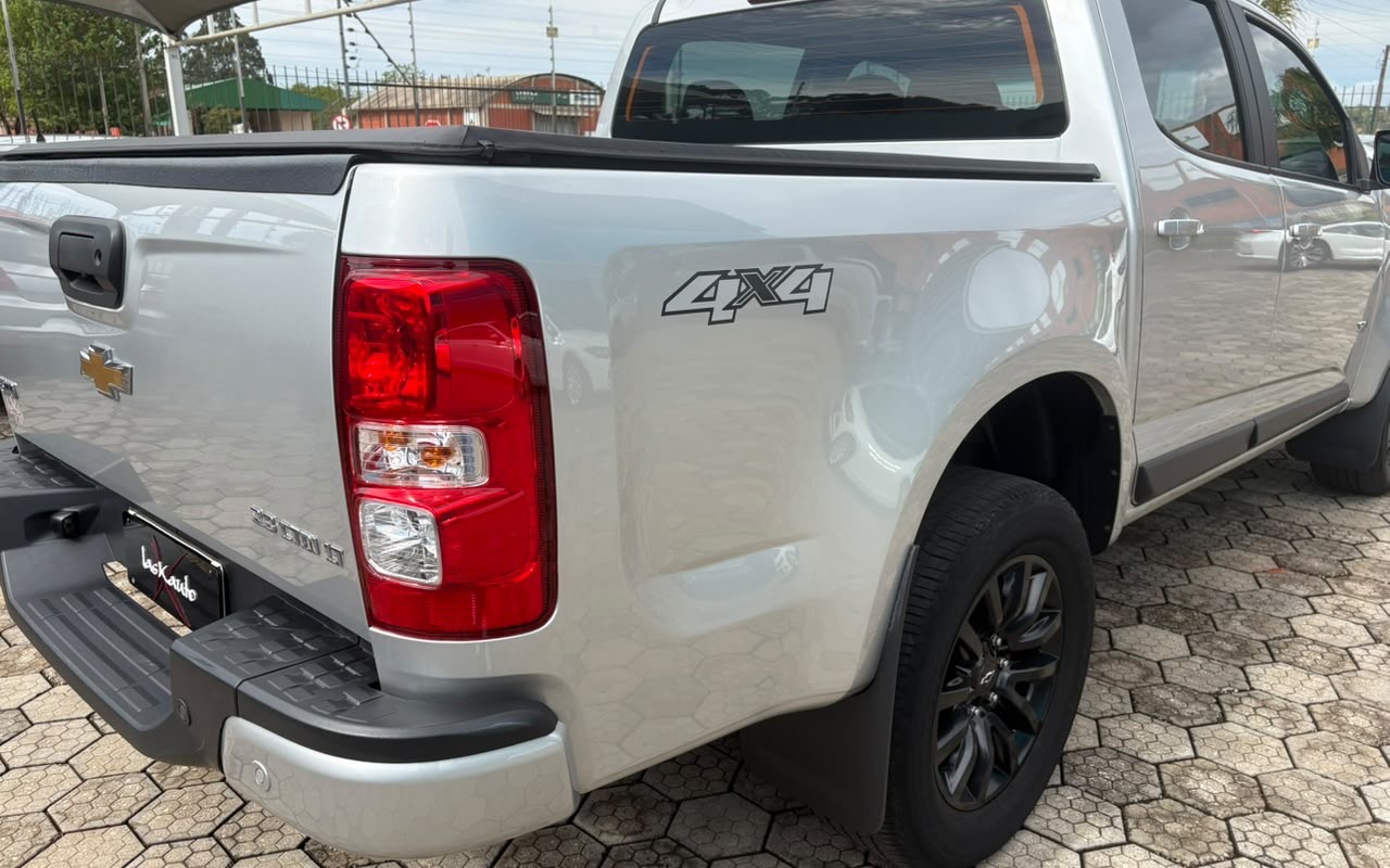 imagem-https://www.socarrao.com.br/sc-vehicle-images-prod/4402882/1792518756955-OTFiNjgxODAtMzlhMi00NGRjLWFiYTYtNjhiYTM3NTRiNGVlLmpwZWc.jpeg