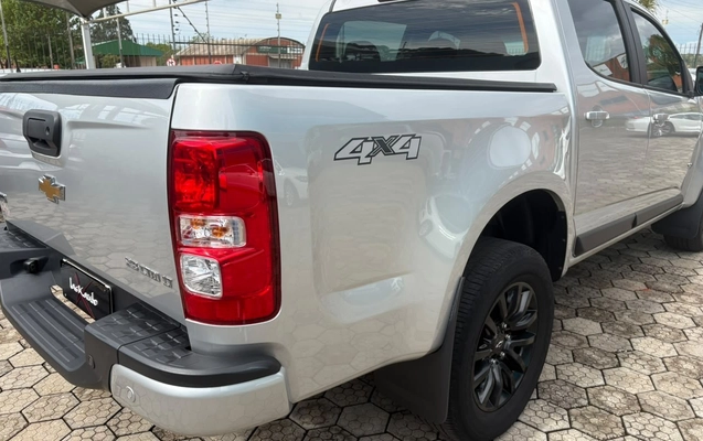 imagem-https://www.socarrao.com.br/sc-vehicle-images-prod/4402882/1792518756955-OTFiNjgxODAtMzlhMi00NGRjLWFiYTYtNjhiYTM3NTRiNGVlLmpwZWc.jpeg