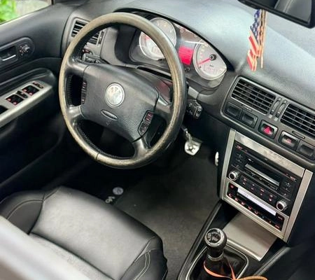imagem-https://www.socarrao.com.br/sc-vehicle-images-prod/4402888/1792518880618-8574489_9_B_3d00c6016f.jpeg