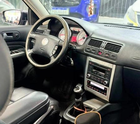 imagem-https://www.socarrao.com.br/sc-vehicle-images-prod/4402888/1792518880620-8574489_14_B_1ba1c61885.jpeg