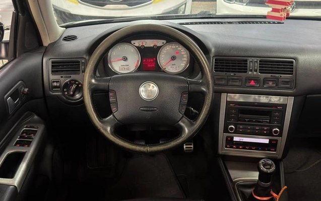 imagem-https://www.socarrao.com.br/sc-vehicle-images-prod/4402888/1792518880623-8574489_11_B_0a7e12e8aa.jpeg