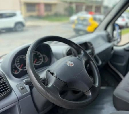 imagem-https://www.socarrao.com.br/sc-vehicle-images-prod/4402891/1792692455498-8377171_2_B_e59b271e5e.jpeg
