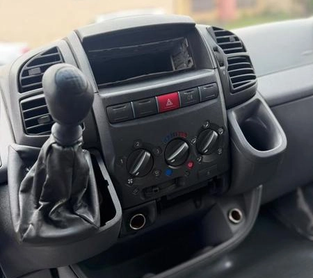 imagem-https://www.socarrao.com.br/sc-vehicle-images-prod/4402891/1792692455499-8377171_9_B_62a5f63fe1.jpeg