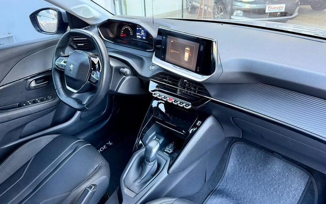 imagem-https://www.socarrao.com.br/sc-vehicle-images-prod/4402895/1792519000995-8531047_7_B_72e1249819.jpeg