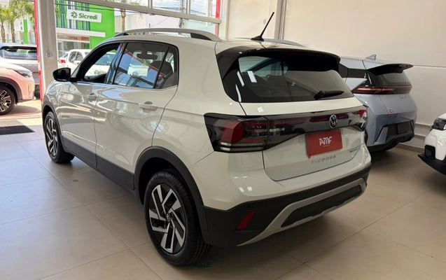 imagem-https://www.socarrao.com.br/sc-vehicle-images-prod/4402901/1792519157896-V2hhdHNBcHAgSW1hZ2UgMjAyNi0xMC0yMCBhdCAxMy4wMS4xNiAoMykuanBlZw.jpeg