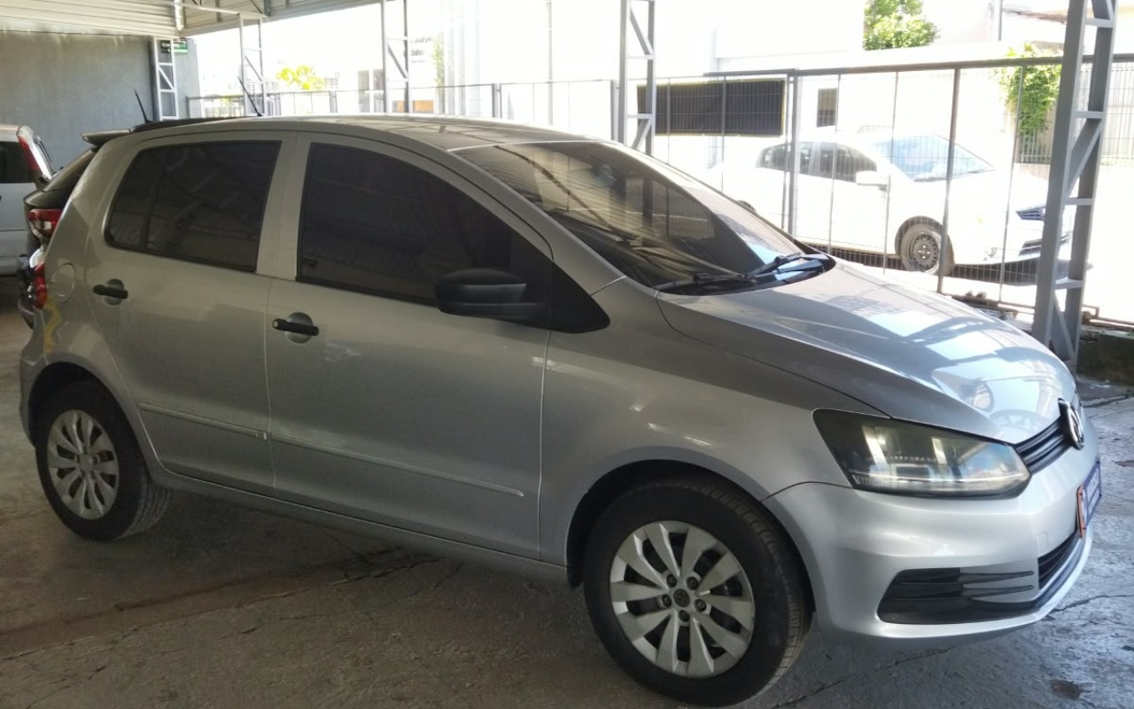 imagem-https://www.socarrao.com.br/sc-vehicle-images-prod/4402941/1792519263344-NTAwNjczOGItNDdkMy00MjRjLWI0OGUtNjQyODVhNDM0ZTFhLmpwZw.jpg