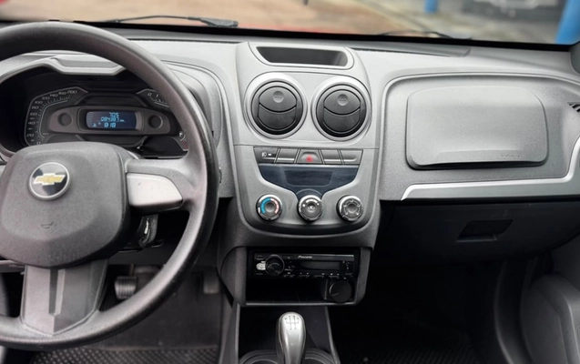 imagem-https://www.socarrao.com.br/sc-vehicle-images-prod/4402946/1792519297171-YmY3YWJmNzktMzY0OS00OThjLWEwMTItNGQ1YTNiYzBlZmIyLmpwZWc.jpeg