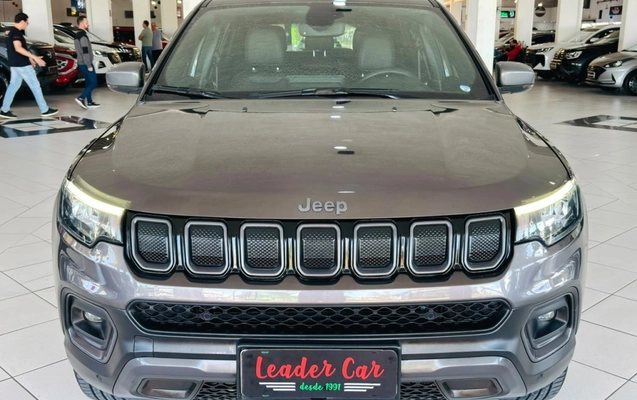 imagem-https://www.socarrao.com.br/sc-vehicle-images-prod/4402949/1792519306350-17_011735.jpg