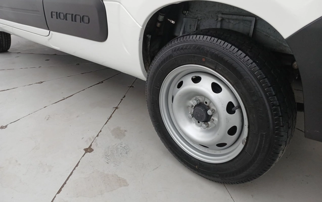 imagem-https://www.socarrao.com.br/sc-vehicle-images-prod/4402968/1792519417400-1_022445.jpg