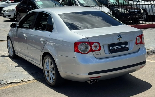 imagem-https://www.socarrao.com.br/sc-vehicle-images-prod/4402969/1792519418828-GeCIIjHJSfJnH4VWOBAnpARpFuackqOh.jpg