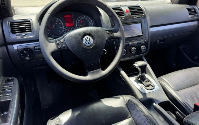 imagem-https://www.socarrao.com.br/sc-vehicle-images-prod/4402969/1792519418831-ozS6HswZALn1sDOaay8bAQFNBIPRn7gl.jpg