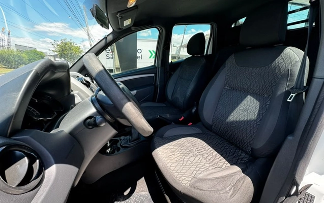 imagem-https://www.socarrao.com.br/sc-vehicle-images-prod/4402990/1792519555108-gb-756aa17.jpeg