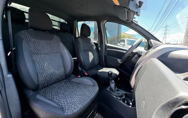 imagem-https://www.socarrao.com.br/sc-vehicle-images-prod/4402990/1792519555110-gb-a1800cc.jpeg