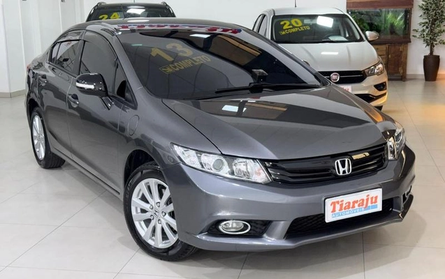 imagem-https://www.socarrao.com.br/sc-vehicle-images-prod/4403006/1792519701069-8530289_4_B_52f0794db3.jpeg