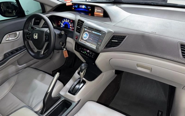 imagem-https://www.socarrao.com.br/sc-vehicle-images-prod/4403006/1792519701079-8530289_4_B_59b0f8ed6c.jpeg