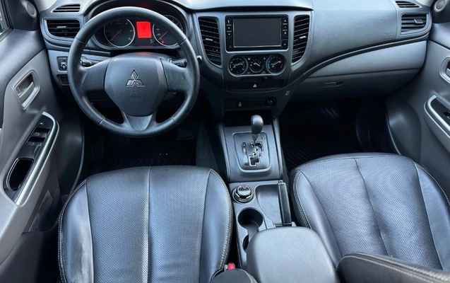 imagem-https://www.socarrao.com.br/sc-vehicle-images-prod/4403020/1792520327759-gb-43318dd.jpg