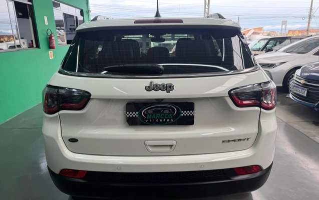 imagem-https://www.socarrao.com.br/sc-vehicle-images-prod/4403103/1792520055525-gb-e87e5ac.jpeg