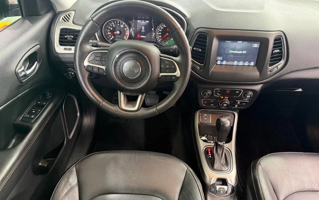 imagem-https://www.socarrao.com.br/sc-vehicle-images-prod/4403103/1792520055535-gb-42a684b.jpeg