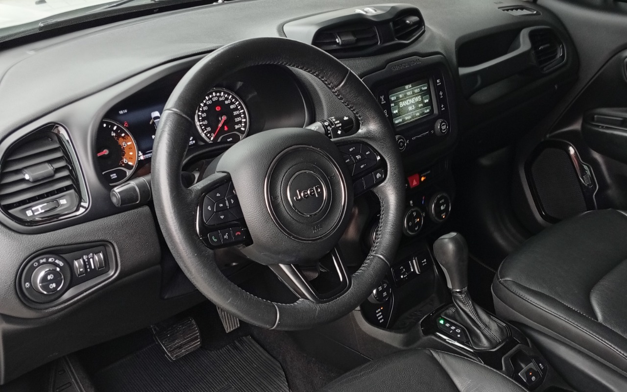 imagem-https://www.socarrao.com.br/sc-vehicle-images-prod/4403140/1792520209726-UkVORUdBREUgTElNSVRFRCAyMDE4IERJRVNFTCAxMC5qcGc.jpg
