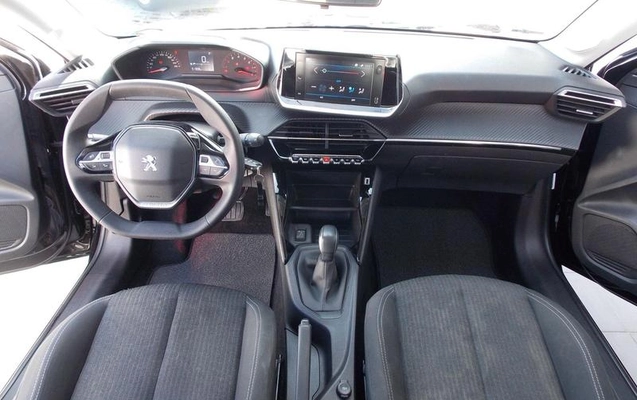imagem-https://www.socarrao.com.br/sc-vehicle-images-prod/4403201/1792520313444-8584375_12_B_41b6647176.jpeg