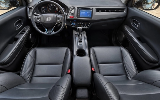 imagem-https://www.socarrao.com.br/sc-vehicle-images-prod/4403226/1792520336021-gS98mEaBJPMf4kDHomvAOYsvTZ7DBBPu.jpg