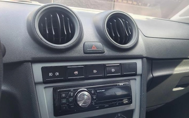imagem-https://www.socarrao.com.br/sc-vehicle-images-prod/4403227/1792524960115-8588836_8_B_10ae84c1ab.jpeg