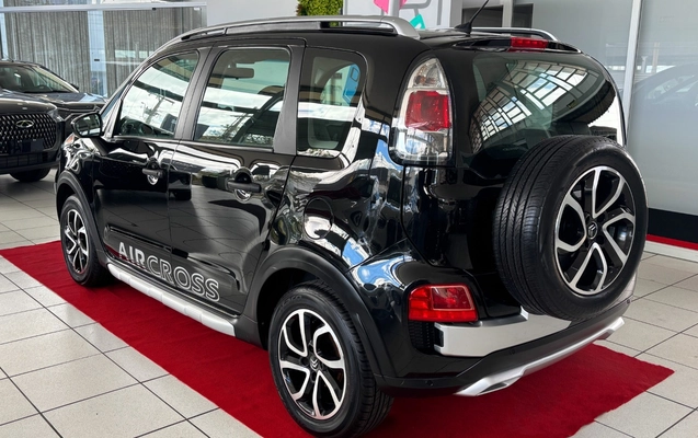 imagem-https://www.socarrao.com.br/sc-vehicle-images-prod/4403249/1792520453957-MDA1LmpwZw.jpg