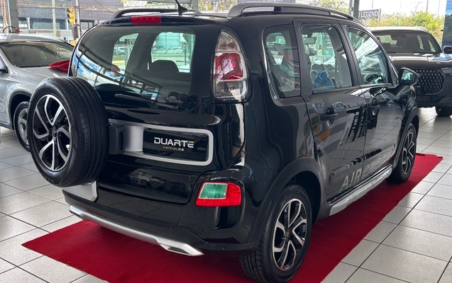 imagem-https://www.socarrao.com.br/sc-vehicle-images-prod/4403249/1792520454215-MDA4LmpwZw.jpg