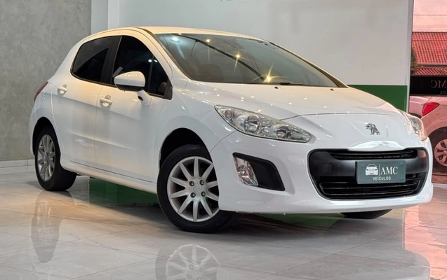 imagem-https://www.socarrao.com.br/sc-vehicle-images-prod/4403324/1792520609962-42f6dcd74f1044cfacd9450da1219b29_1792520539041.jpg