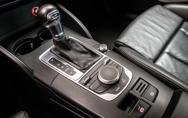 imagem-https://www.socarrao.com.br/sc-vehicle-images-prod/4403325/1792529658224-8586761_3_B_e30853beae.jpeg