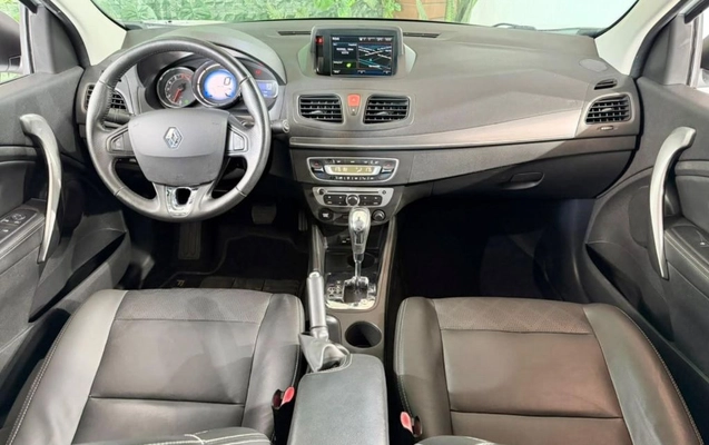 imagem-https://www.socarrao.com.br/sc-vehicle-images-prod/4403330/1792521147688-gb-ae76d28.jpeg