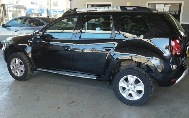 imagem-https://www.socarrao.com.br/sc-vehicle-images-prod/4403333/1792520832737-ZmU0YzhiMjEtZThiYi00OTlmLWI1YjMtMDEwZDgzNGY0MDkwLmpwZw.jpg