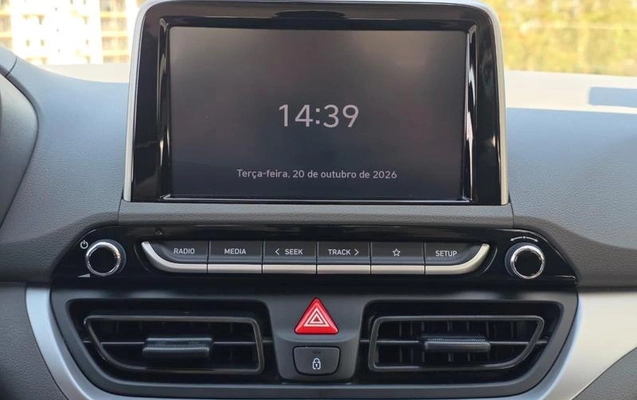 imagem-https://www.socarrao.com.br/sc-vehicle-images-prod/4403352/1792520924726-8588681_15_B_ae94a568b4.jpeg