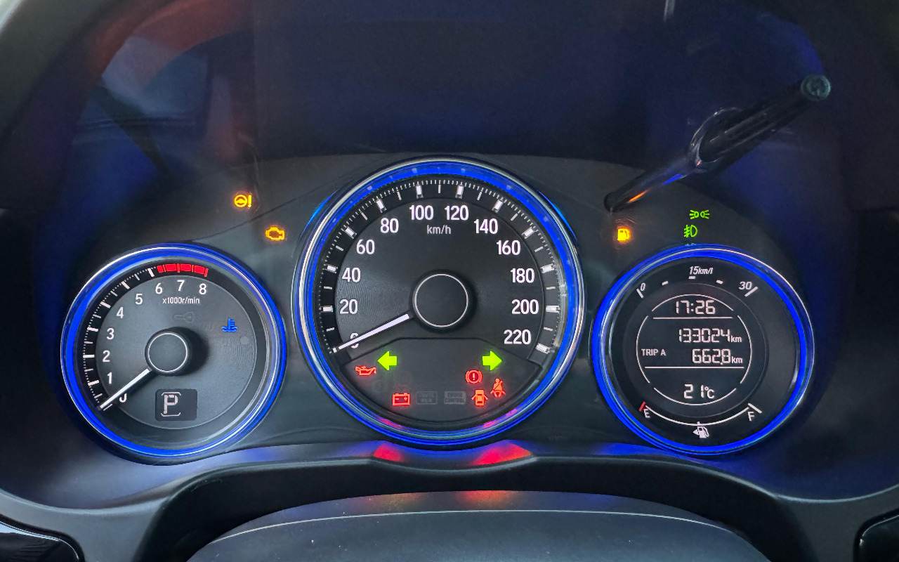 imagem-https://www.socarrao.com.br/sc-vehicle-images-prod/4403372/1792520990526-SW1hZ2VtIGRvIFdoYXRzQXBwIGRlIDIwMjUtMDctMjUgw6AocykgMTguMjIuNTBfYTRmMzhjNDAuanBn.jpg