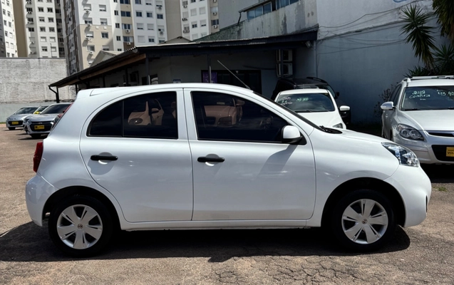imagem-https://www.socarrao.com.br/sc-vehicle-images-prod/4403374/1792520996230-SU1HXzgzOTMuanBlZw.jpeg