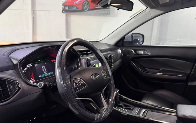 imagem-https://www.socarrao.com.br/sc-vehicle-images-prod/4403384/1792521042111-gb-a27f329.jpeg